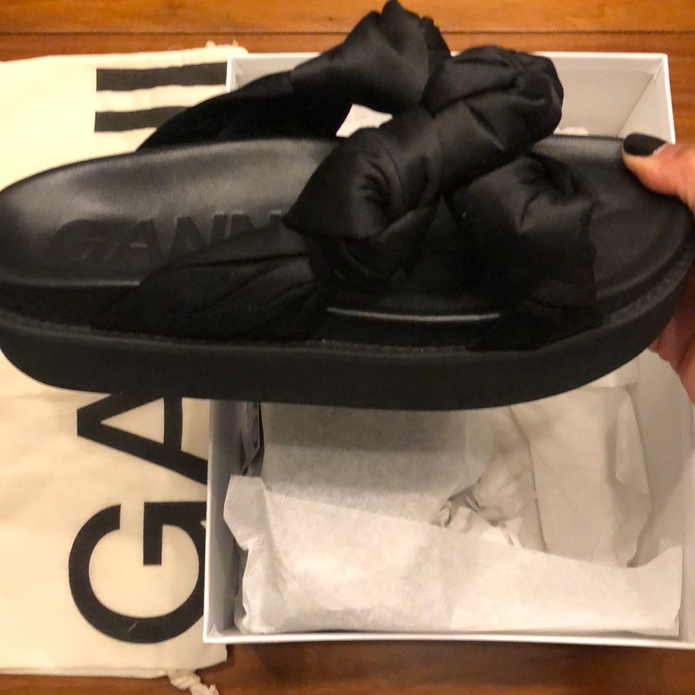 BNIB Ganni Knotted Satin Slide